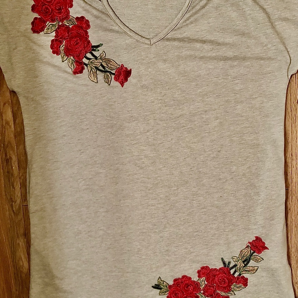 Gray Short Sleeve T-shirt Dress with Rose Detail